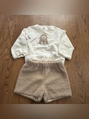 Il Gufo Cream Beige Sherpa Two-Piece Set 18M NWT shorts long sleeve